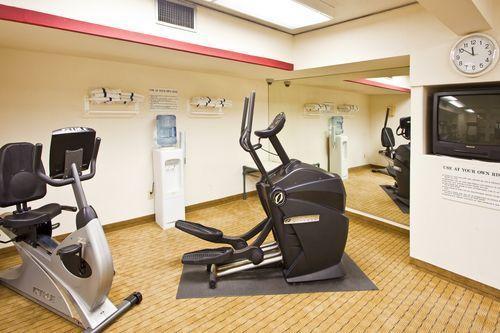 Holiday Inn On The Beach デスティン 設備 写真